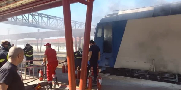 incendiu locomotiva Vaslui FOTO ISU Vaslui  2