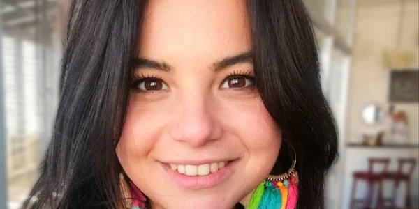 Roxana Maria Cernea, artista specializată în pictură intuitivă. FOTO Arhiva personală