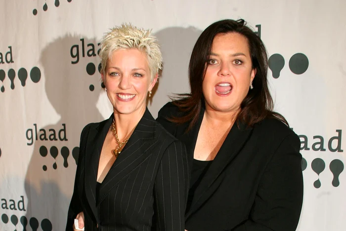 Rosie O'Donnell şi Kelli Carpenten sunt considerate cele mai frumoase cupluri de lesbiene din lume