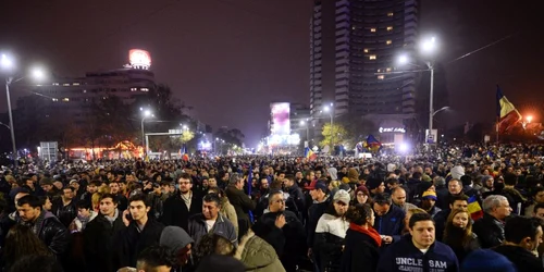 Alegeri prezidentiale Piata Universitatii Bucuresti FOTO AP