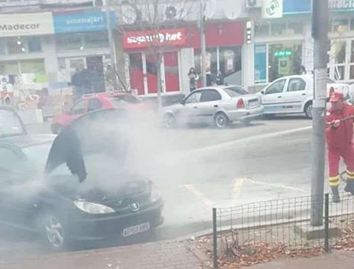 Salvatorul a limitat urmările incendiului. Foto ISU Argeş