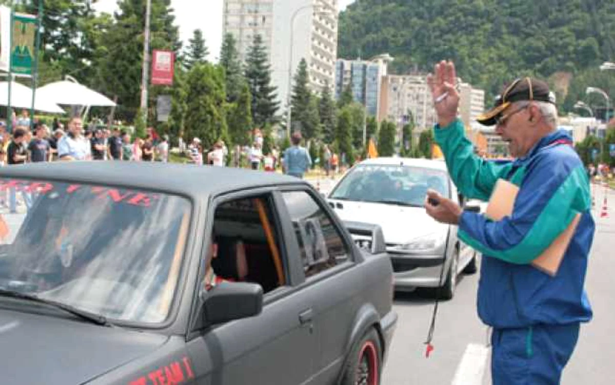 Raliul municipiului se desfăşoară în centrul oraşului