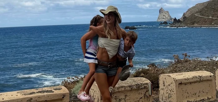 Emily Burghelea s-a mutat cu familia în Tenerife foto: Instagram 