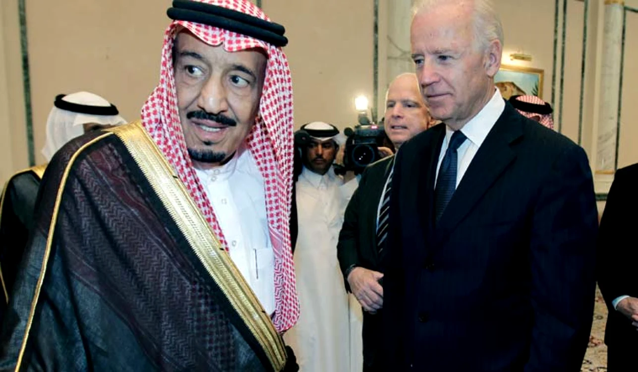 Preşedintele Biden la întâlnirea cu regele saudit Salman bin Abdulaziz Al Saud (2011) FOTO AFP