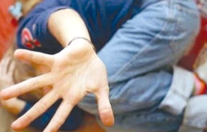 Copilul a fost bătut de mama unui alt copil   Foto: arhiva Adevărul
