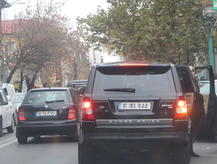 Mihaela Constantinescu s-a oprit la Spitalul Floreasca pentru a pune la punct probabil ultimele detalii ale înmormântării