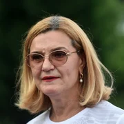 elisabeta lipa facebook jpeg