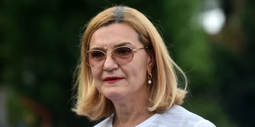 elisabeta lipa facebook jpeg