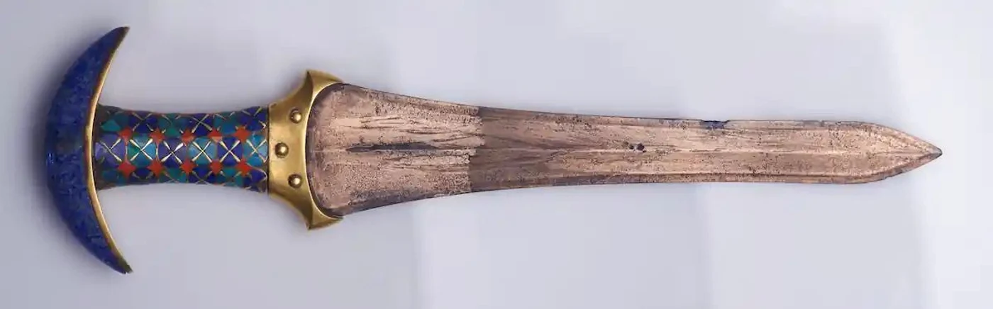 Pumnalul îngropat cu prințesa Ita (© Sameh Abdel Mohsen, Egyptian Museum)