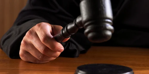 shutterstock tribunal justitie jpeg