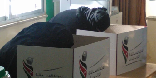 Femei iordaniene la vot