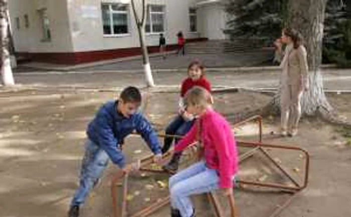 Din 2004 Liceul „Evrika“ funcţionează în clădirea unei grădiniţe părăsite/ Foto: Tudor Iovu