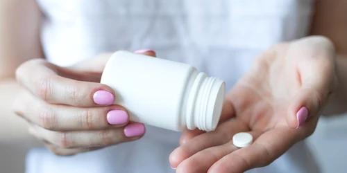 melatonina shutterstock 1933812299 jpg