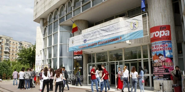 Targ Educational 2015 FOTO Eduard Enea