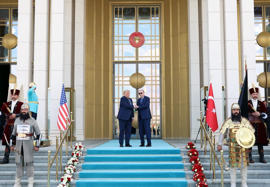 Donald Trump, la Ankara: Groenlanda ar trebui să fie sub controlul SUA, dar acest lucru ar afecta relațiile cu NATO