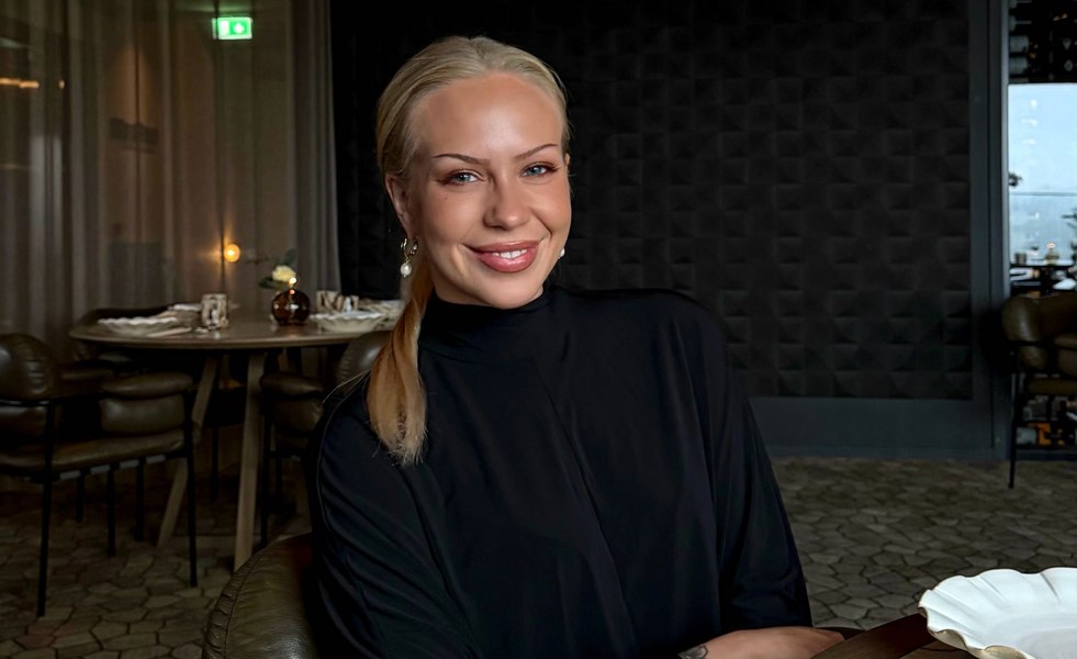 Influenceriță celebră, moartă după o procedură cosmetică. Și-a pierdut cunoștința, iar poliția a deschis o anchetă