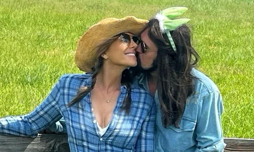 Elizabeth Hurley cu Billy Ray Cyrus png