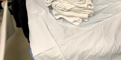 Tratamente cu saci de cadavre FOTO