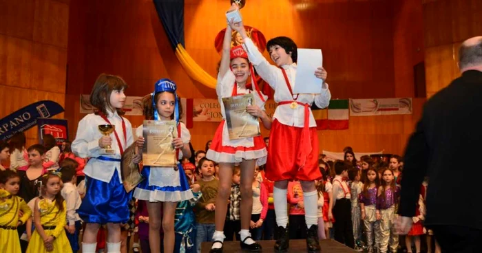 Micii dansatori au luat patru medalii de aur. FOTOfacebook.