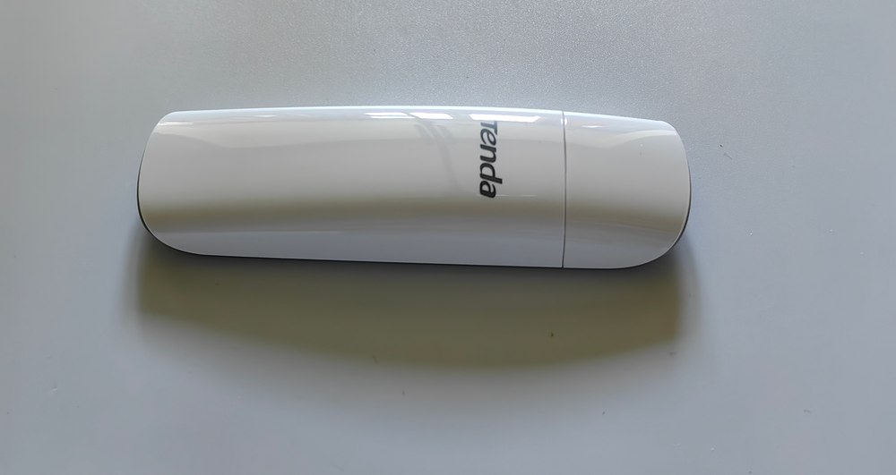 Tenda U18 AX1800, adaptor USB pentru Wi-Fi 6 pe PC-uri vechi [TECH REVIEW]