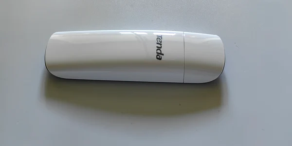 Stick wireless Tenda U18 AX1800 jpg
