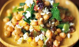Salata cu naut si branza feta jpeg