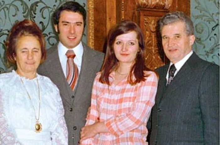 Zoe Ceușescu, alături de familie. FOTO arhivă