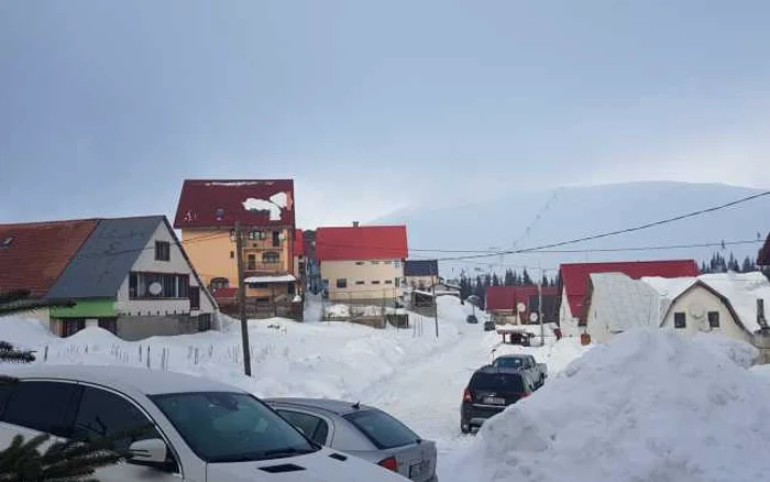 O parte din pensiunile din Rânca au rămas fără apă