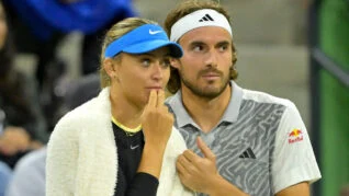 Stefanos Tsitsipas trăiește o relație „ca în alte vremuri” cu actuala iubită. Ce a dezvăluit mama tenismenului