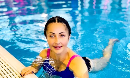 1 gabi cristea silueta costum de baie nu a sarit splash vedete la apa 1 jpg jpeg
