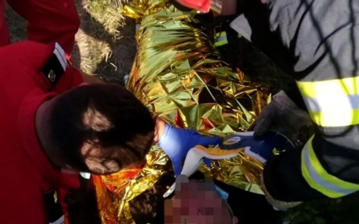 Bărbatul a fost scos în șoc hipotermic