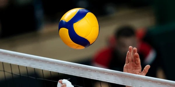minge-volei-shutterstock_1929143213