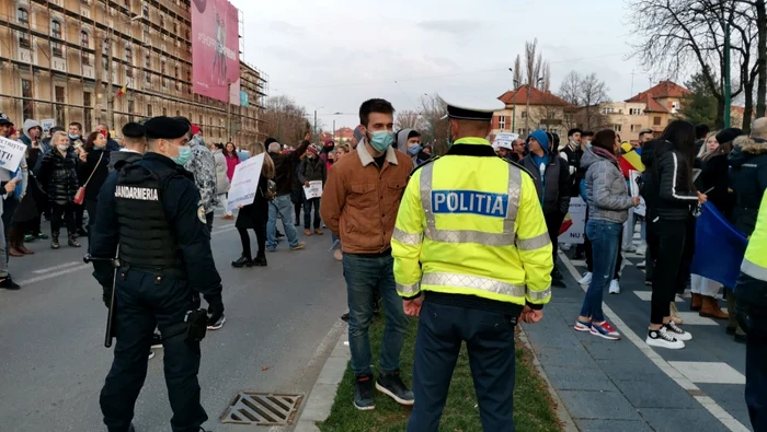 Forţele de ordine au blocat centrul Timişoarei FOTO Ş.Both