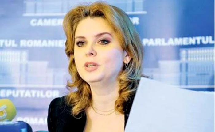 
    Roberta va deveni mamă anul viitor în aprilieFoto: Click!  