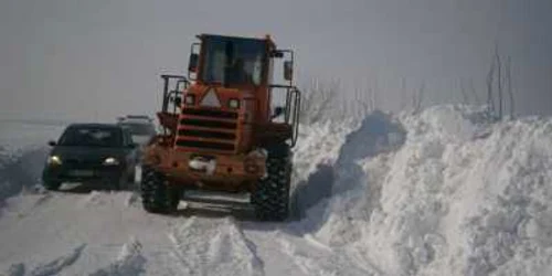 Primarii trebuie să prezinte contractele de deszăpezire în cinci zile