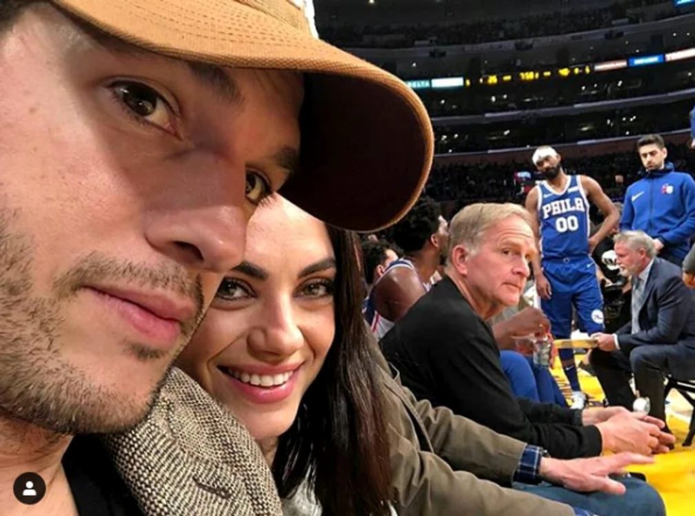 1 mila kunis ashton kutcher2 png png