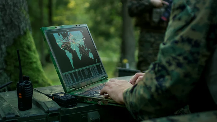 Armata britanică testează un ceas cuantic pentru operațiuni militare FOTO SHUTTERSTOCK