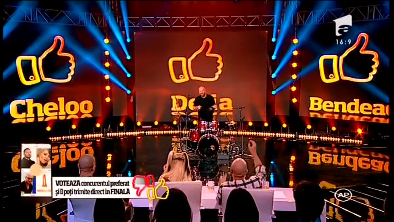 Antena 1 transmite emisiunea „iUmor” simultan și la televizor, și pe Internet (contra cost), și pe mobil, prin intermediul unei aplicații gratis