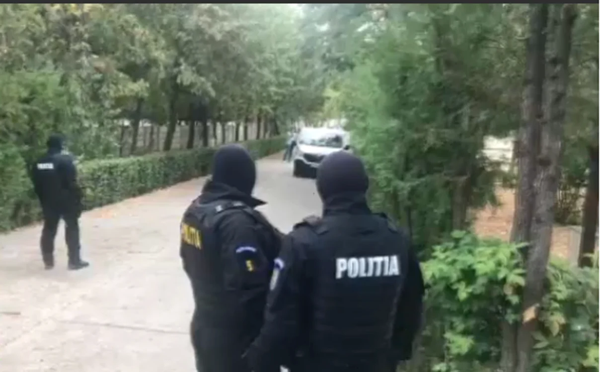 Poliția a descins la locuința lui Nuțu Cămătaru 