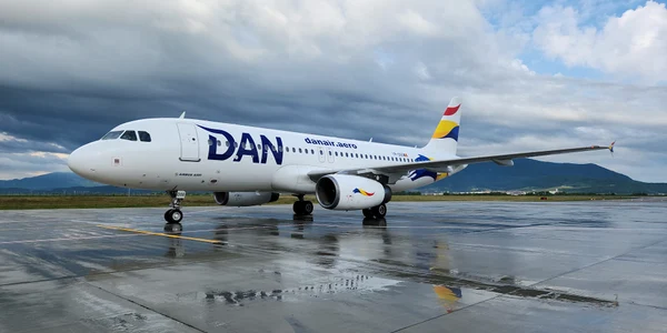 avion dan air jpg