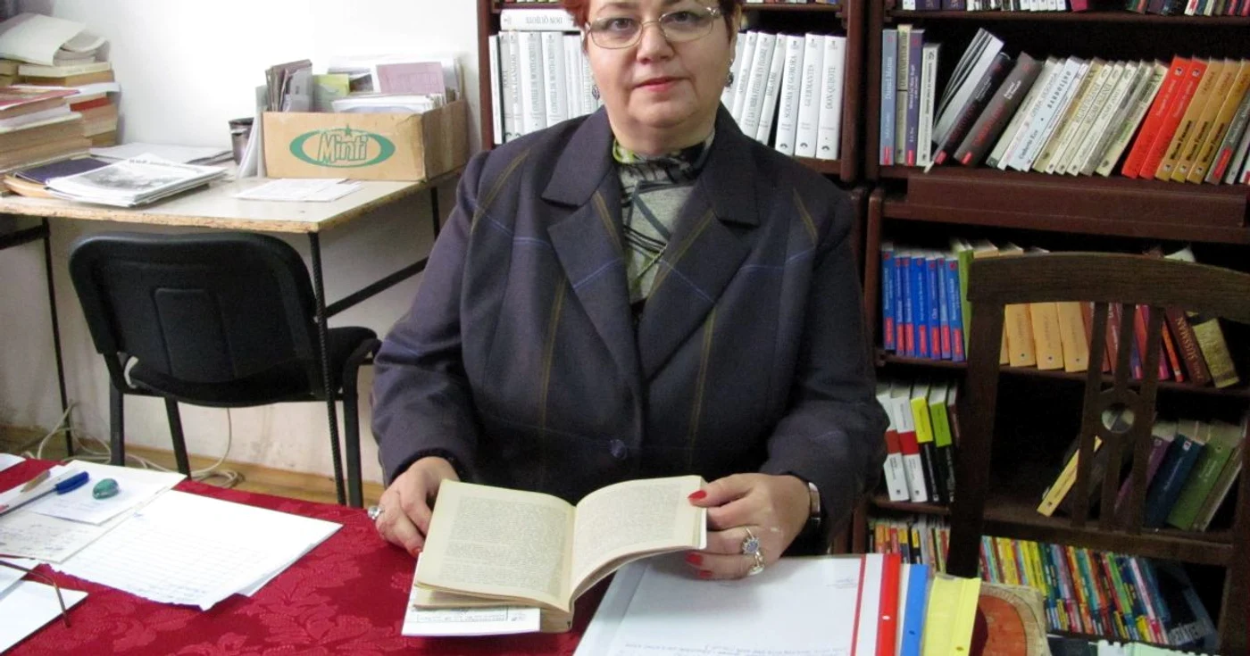 A înfiinţat biblioteca şcolii generale nr.5
