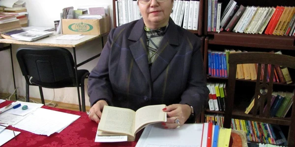 A înfiinţat biblioteca şcolii generale nr.5