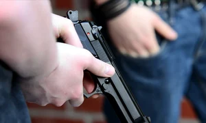 barbat impuscat2 png