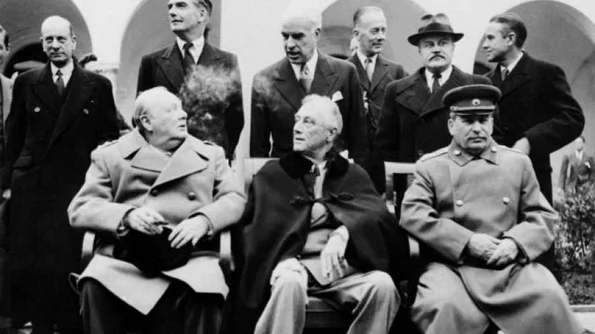 De ce i au aşteptat în zadar românii pe americani 45 de ani Cum şi a luat „Ţarul Roşu“ felia de influenţă asupra României cu acordul SUA jpeg