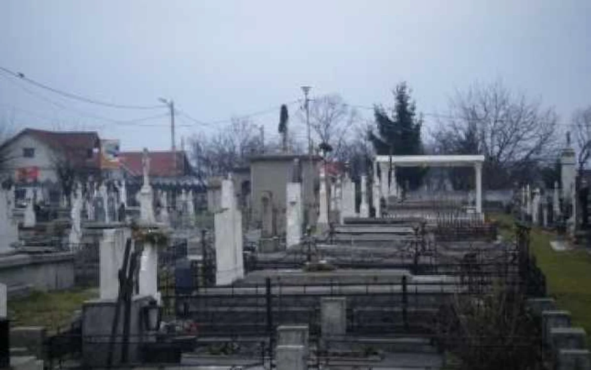 Craiova: Cimitirele parohiale vor fi ecologizate de municipalitate