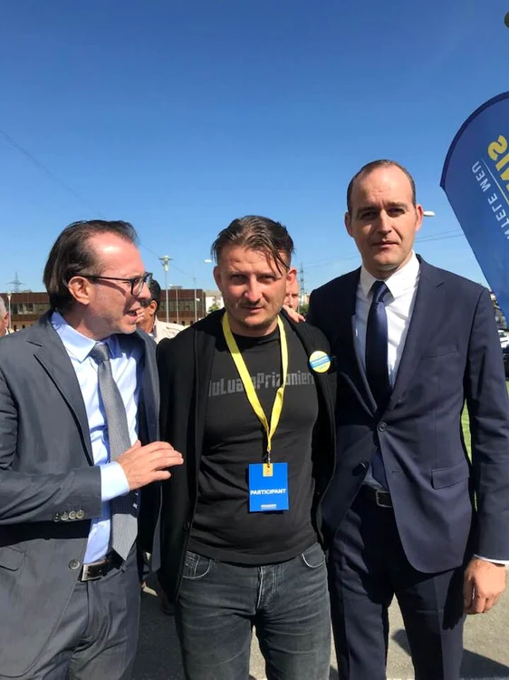 Sprijinit de Dan Vîlceanu (şeful PNL Gorj), Gheorghe Pecingină (centru) a ajuns nu doar secretar de stat la Finanţele conduse de Florin Cîţu în 2020, dar şi preşedinte al CIFGA de la EximBank şi membru în CA al FNGCIMM. FOTO Arhivă personală / Facebook Gheorghe Pecingină