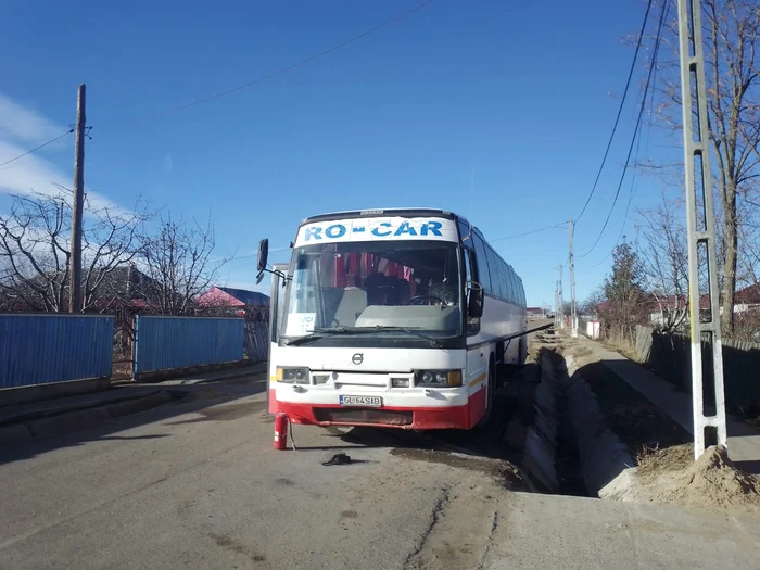 Călătorii s-au autoevacuat FOTO: ISU Galați