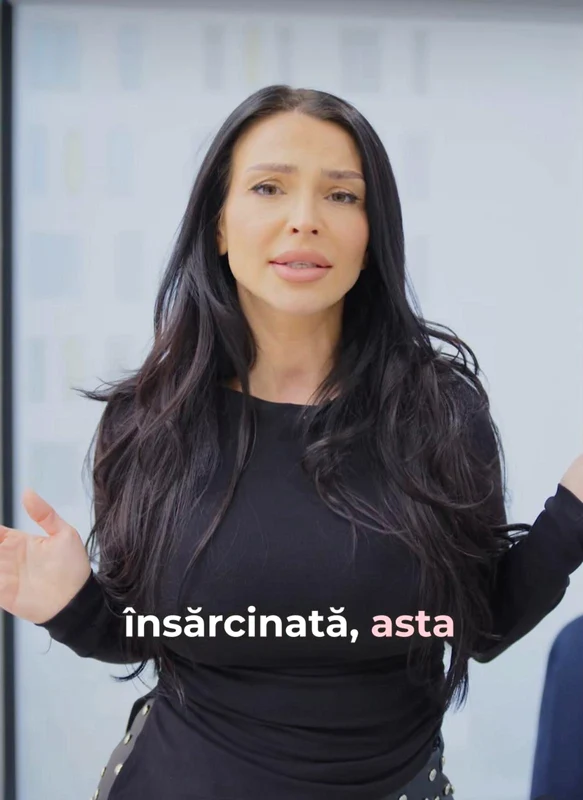 Francisca a decis să meargă la medicul ei estetician și să își aplice un tratament de curățare, hidratare și calmare a pielii
