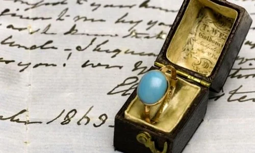 Inelul scriitoarei Jane Austen, vândut la licitaţie jpeg