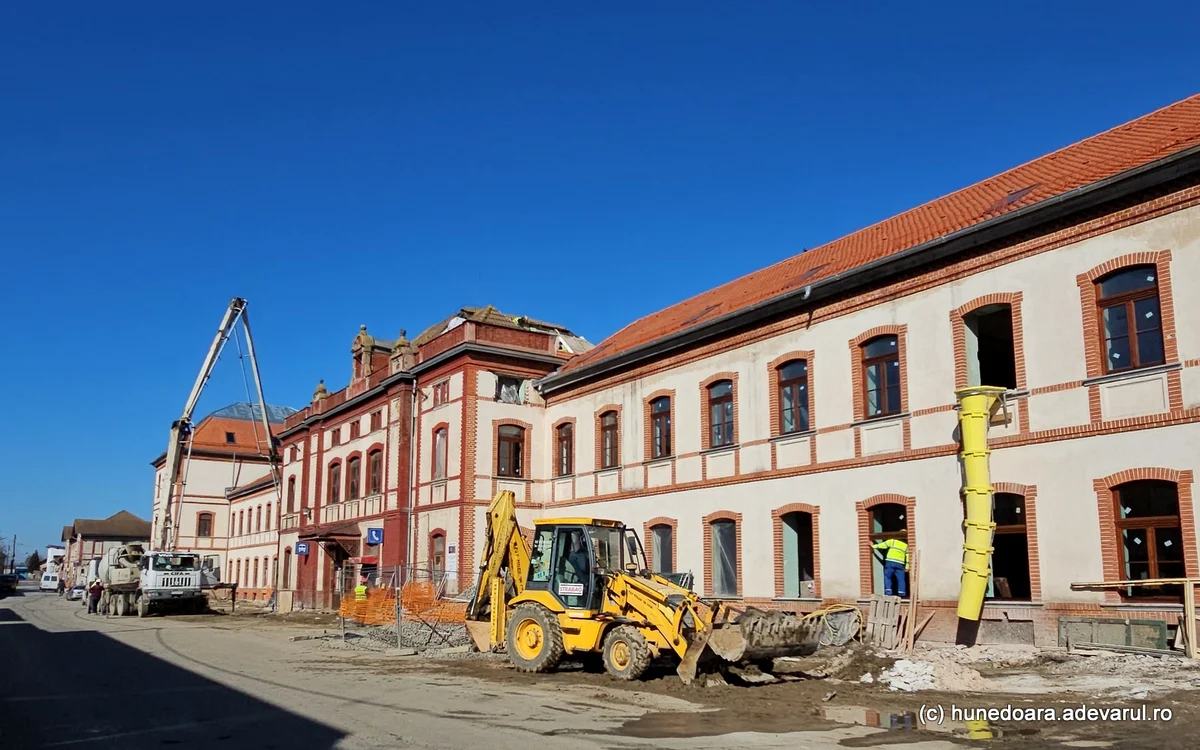 Corpul principal al clădirii de călători a intrat în șantier recent. Foto: Daniel Guță